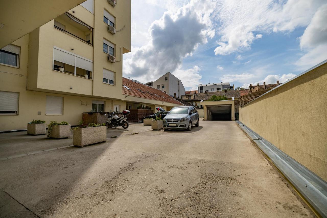 Bianca Apartment Novi Sad Esterno foto